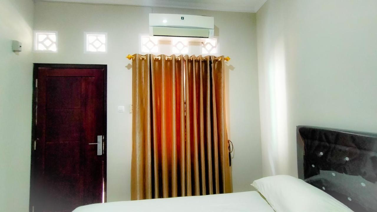 Aqsa Guest House Ciamis Syariah Buitenkant foto