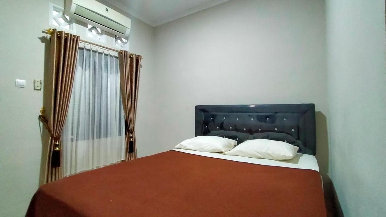 Aqsa Guest House Ciamis Syariah Buitenkant foto