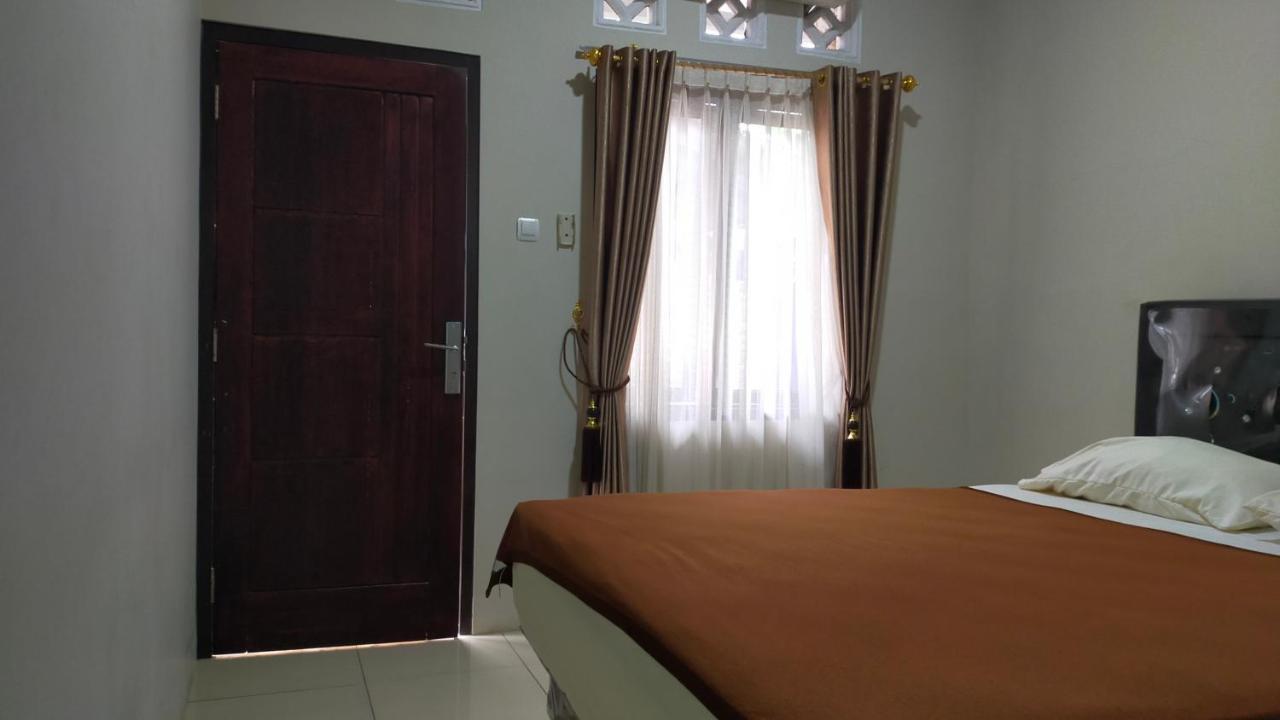 Aqsa Guest House Ciamis Syariah Buitenkant foto
